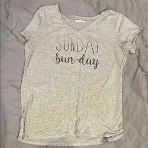 Maurices Light Gray V-Neck 'Sunday bun-day' Tee